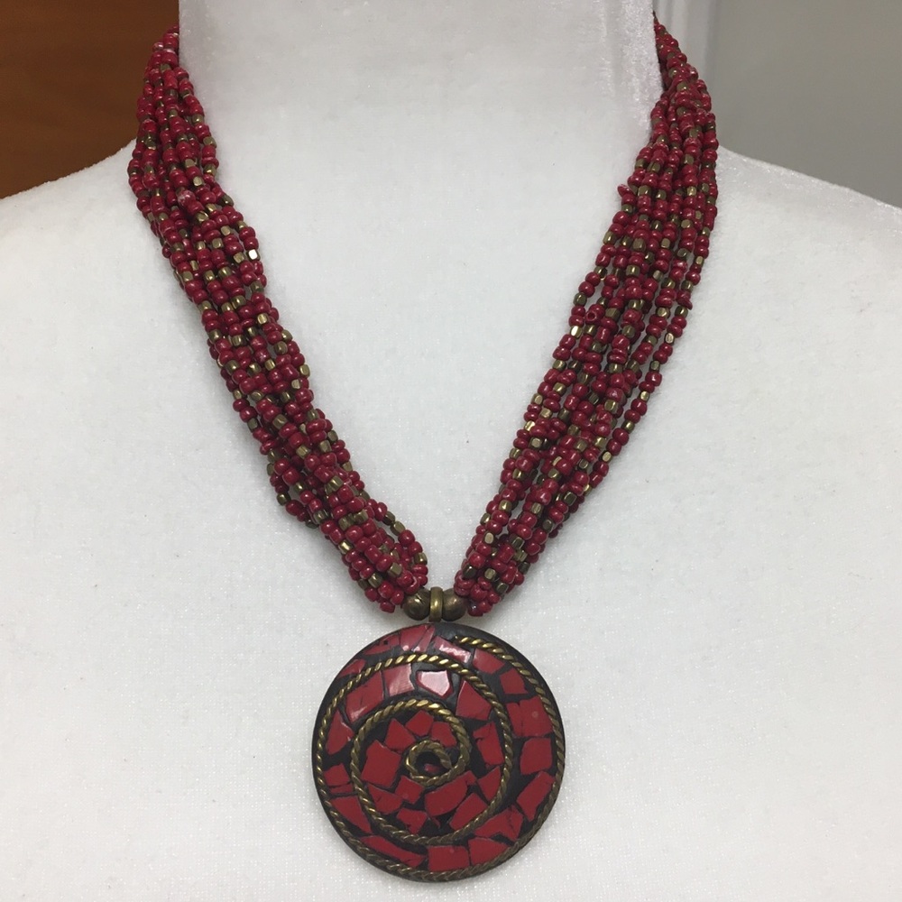 Beaded necklace